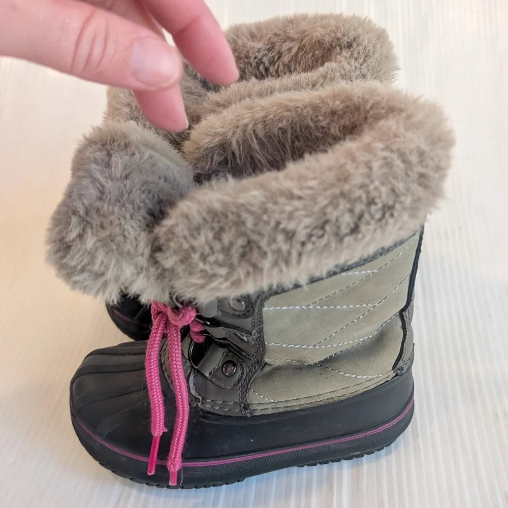 TAMARACK Girls Gray Fur-Lined Lace-up Winter Snow Boots Size 8